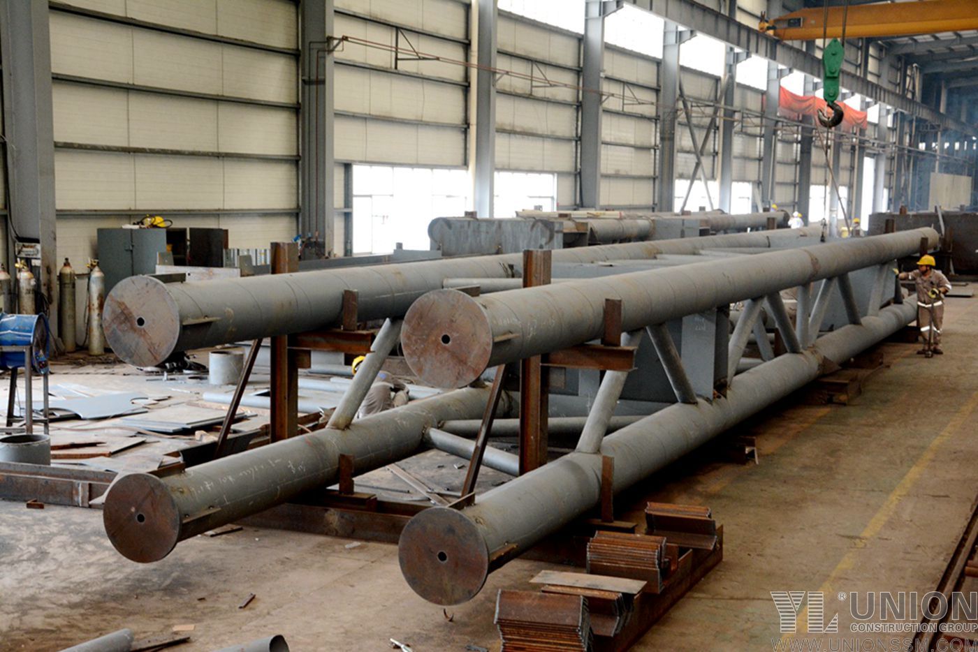 Pipe Truss - Steel Columns and Beams Fabrication