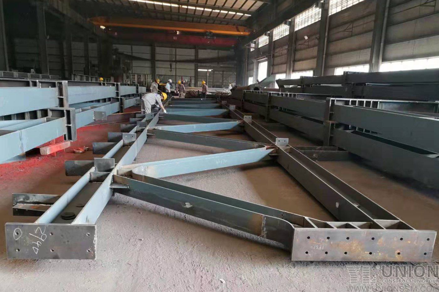 Lattice Steel Columns and Beams Fabrication