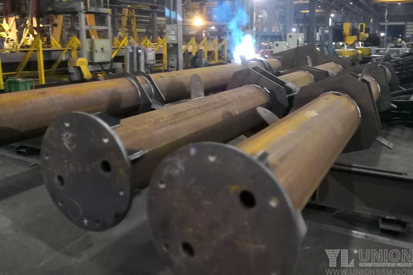 Tubular Steel Columns Fabrication