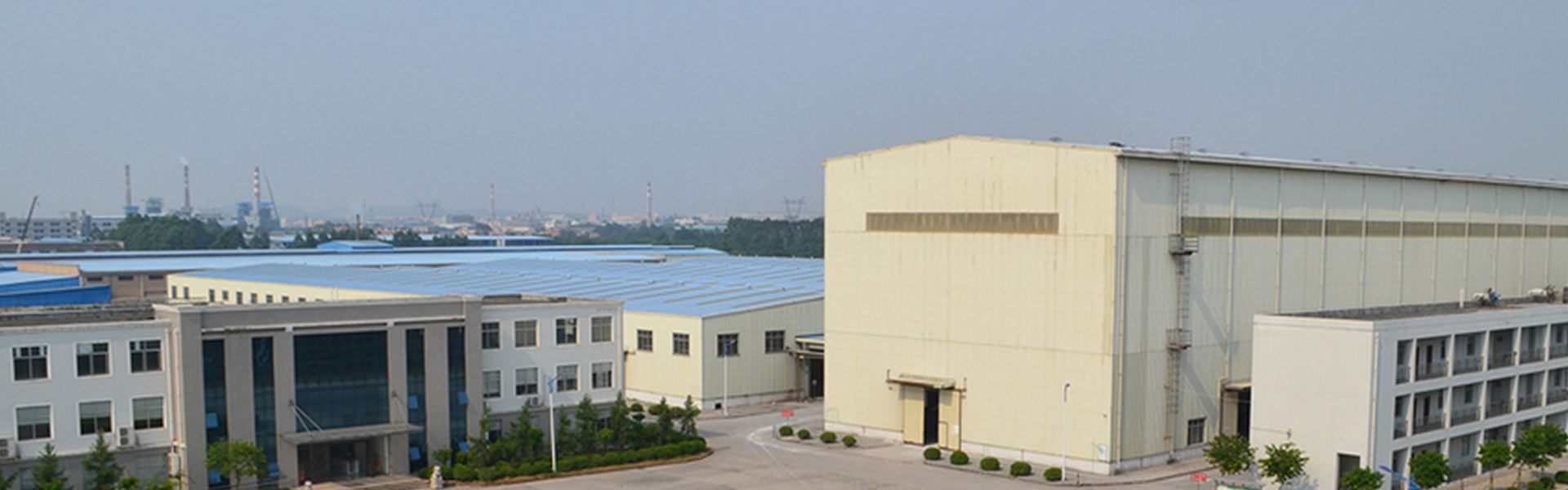 ساميت للأسمدة (فوشان ، الصين): مصنع الهياكل الفولاذية ومنصة الأجهزة