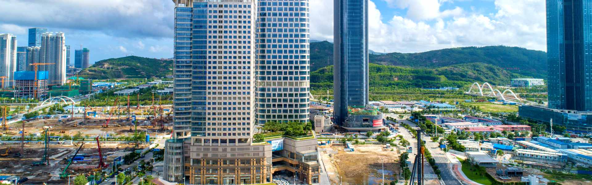 Zhongda Construction (China)：Steel Corridors for 43 Floors (182.3m) Financial Towers