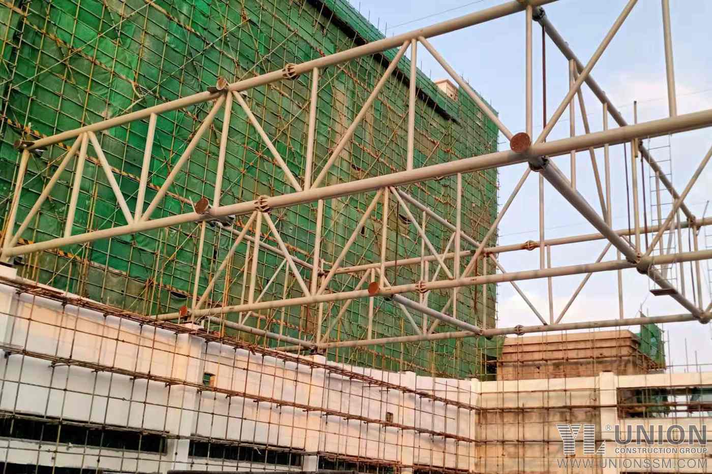 Fabrication And Supply Pipe Truss Roof For Stadium Of Shaoguanshi Yuwei Secondary Vocational School